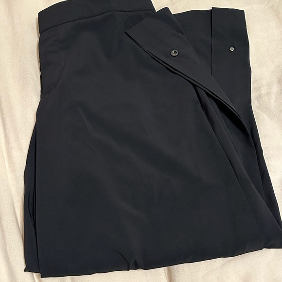 NWOT Athleta Tribeca Crop, Black, 6 - Picture 7 of 7